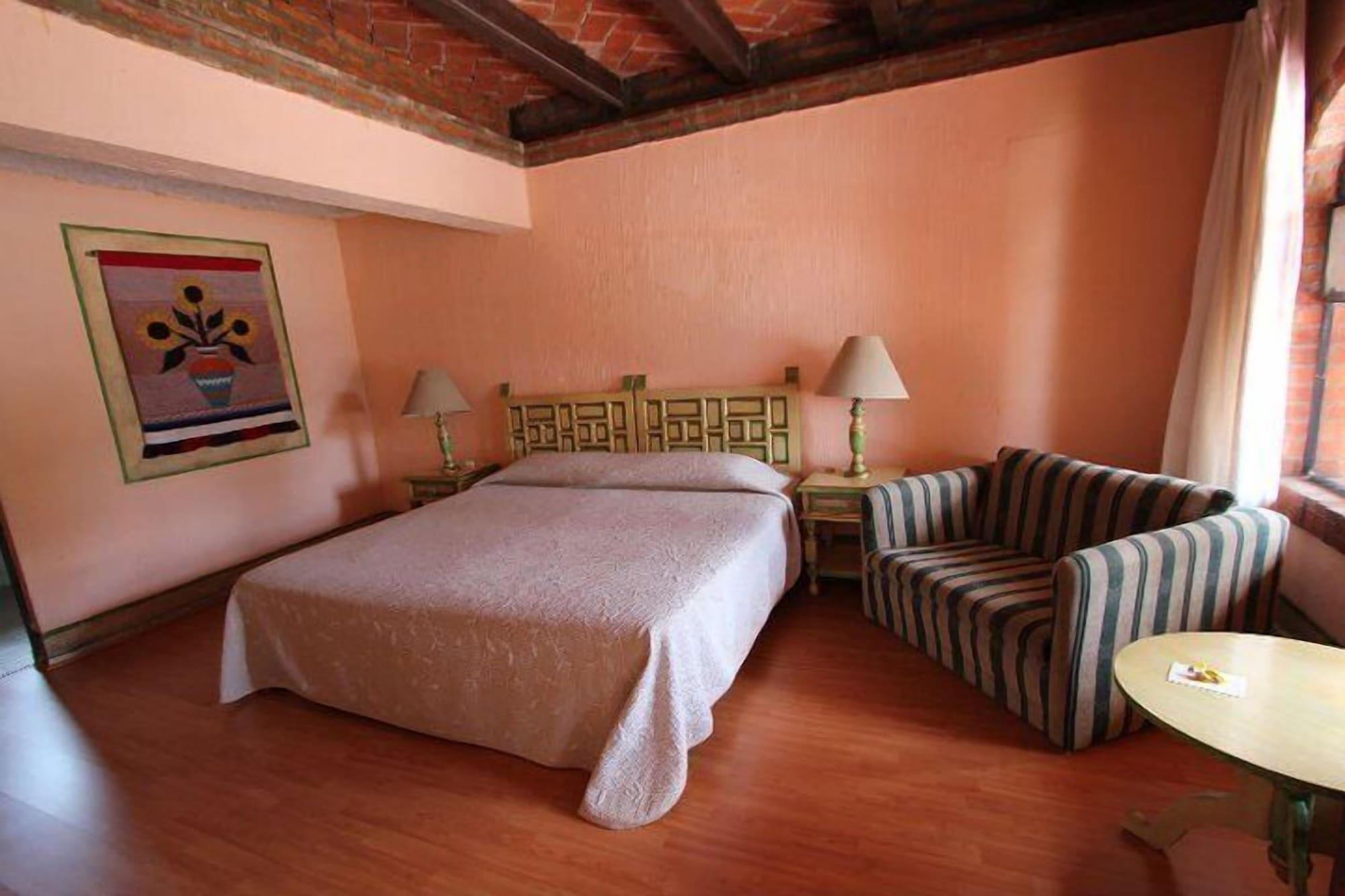 Hotel Villa De La Plata Гуанахуато Экстерьер фото
