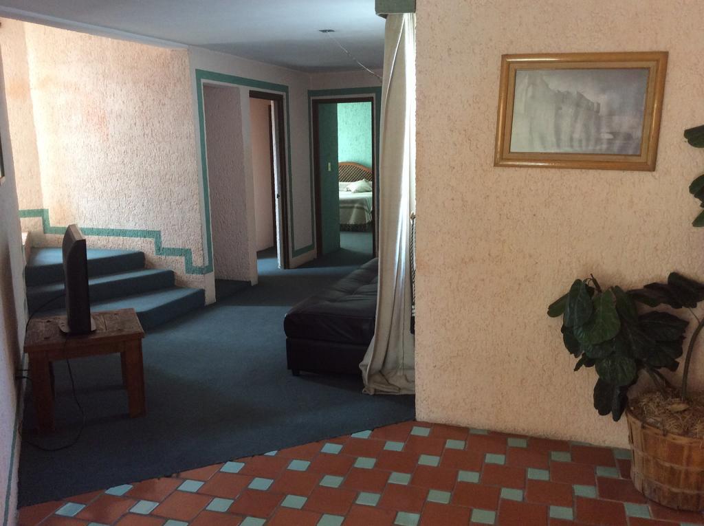 Hotel Villa De La Plata Гуанахуато Экстерьер фото